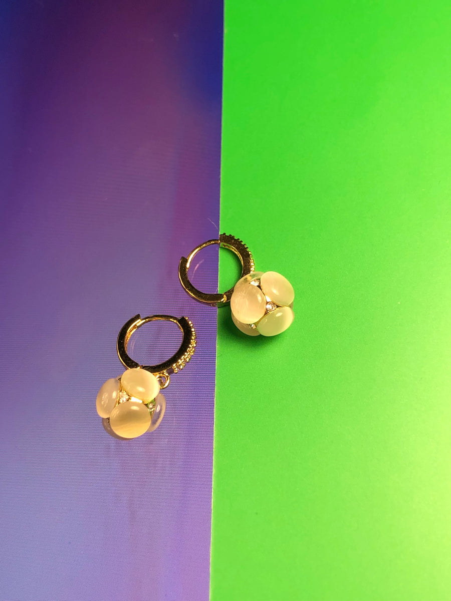 Asymmetrical Dainty Pearl Stud Earrings