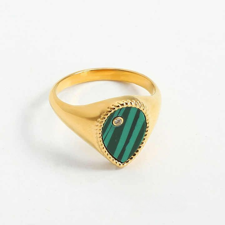 Brilliant Heart of positive turquoise Stone Ring - Green Heart
